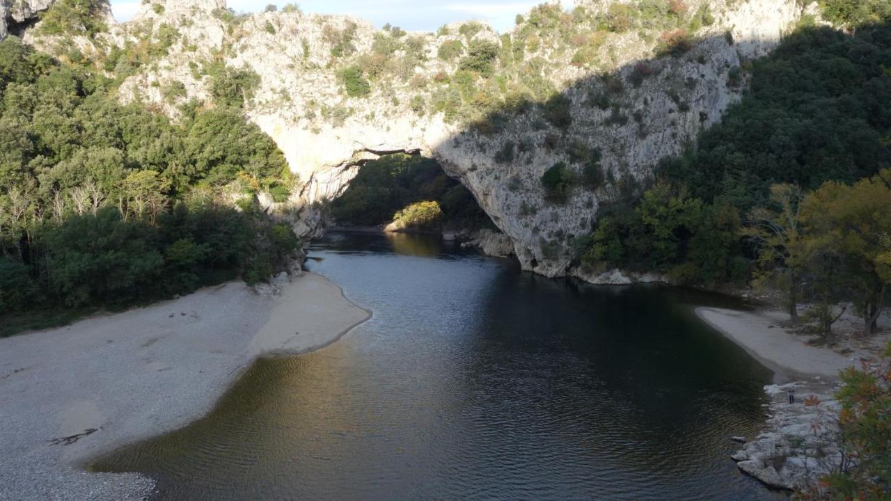Gites Du Combeau Saint-Maurice-dʼIbie エクステリア 写真